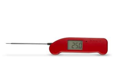 un termometro digitale Thermapen® One rosso su sfondo bianco di Thermometer.fr.