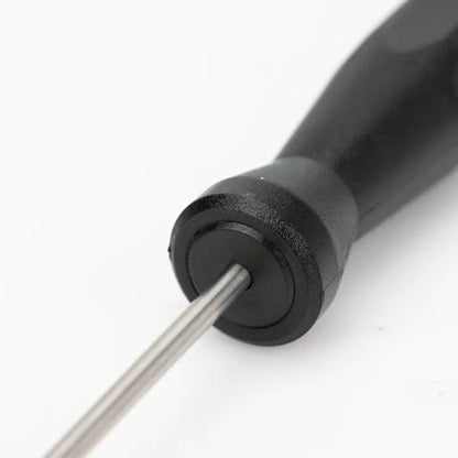 Une Sonde de température de surface étanche de Thermometre.fr sur une surface blanche.