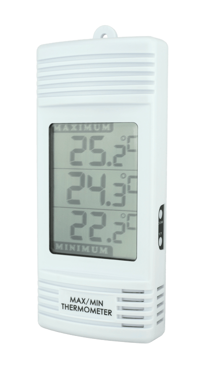 un thermomètre numérique max/min Thermometre.fr blanc avec capteur de température interne sur fond blanc.
