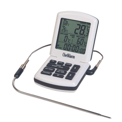 un Thermomètre et minuterie ChefAlarm sur fond blanc de la marque Thermometre.fr.